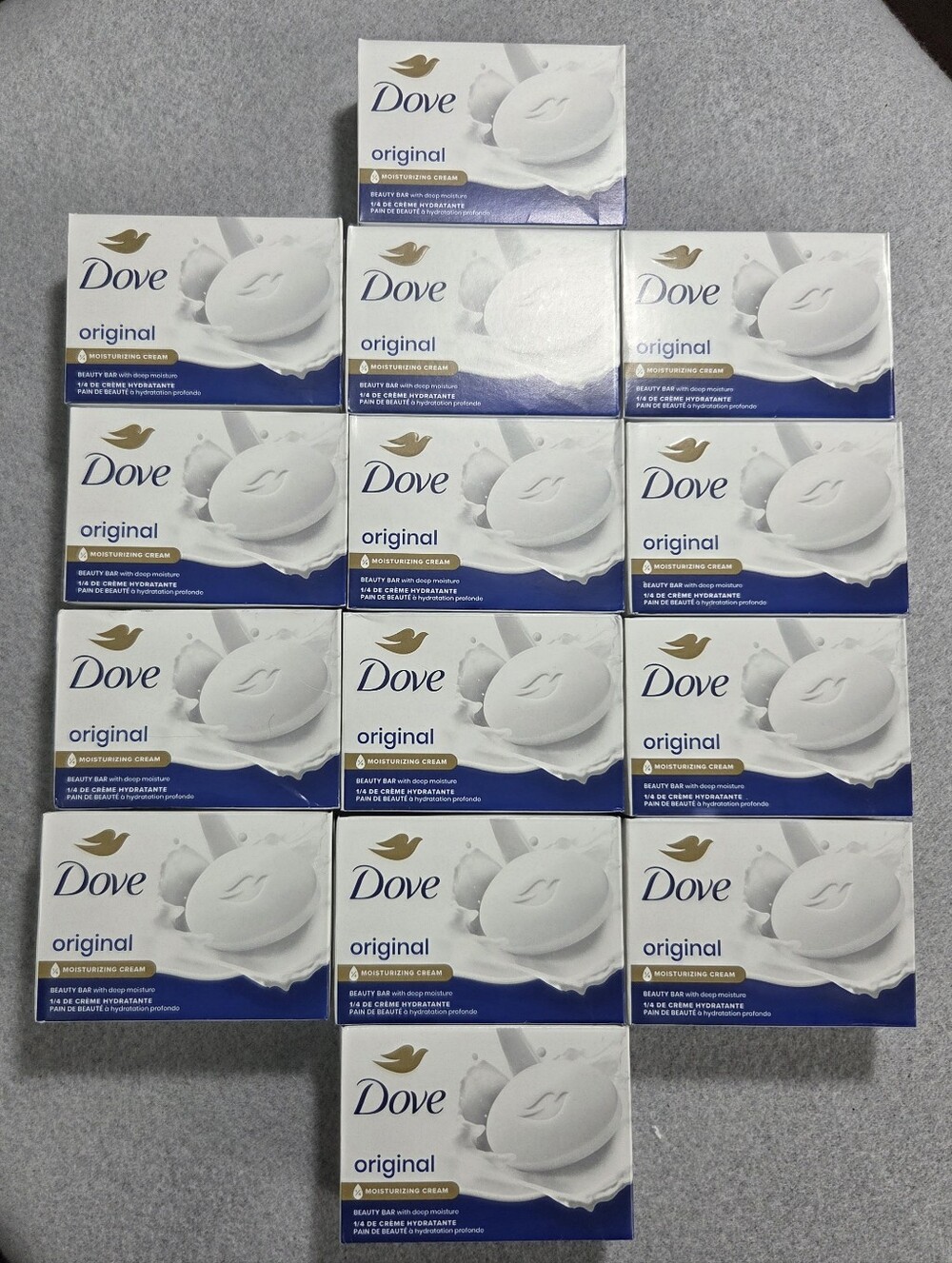 ​Dove Original Moisturizing Beauty Bar Soap Bulk 14 Piece Lot
